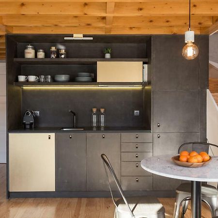 Gold & Grey Loft Almada Apartment ปอร์โต ภายนอก รูปภาพ