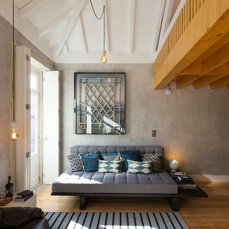Gold & Grey Loft Almada Apartment ปอร์โต ภายนอก รูปภาพ